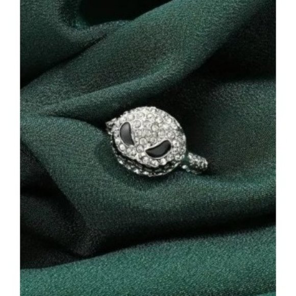 New! Nightmare Before Christmas Jack Skellington Rhinestone Ring, so cool! - Picture 3 of 3